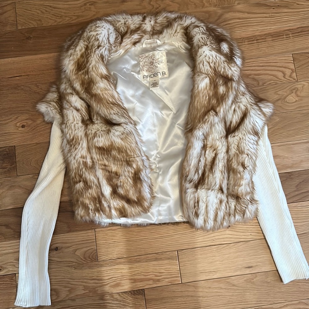 Sweater vest one piece fur